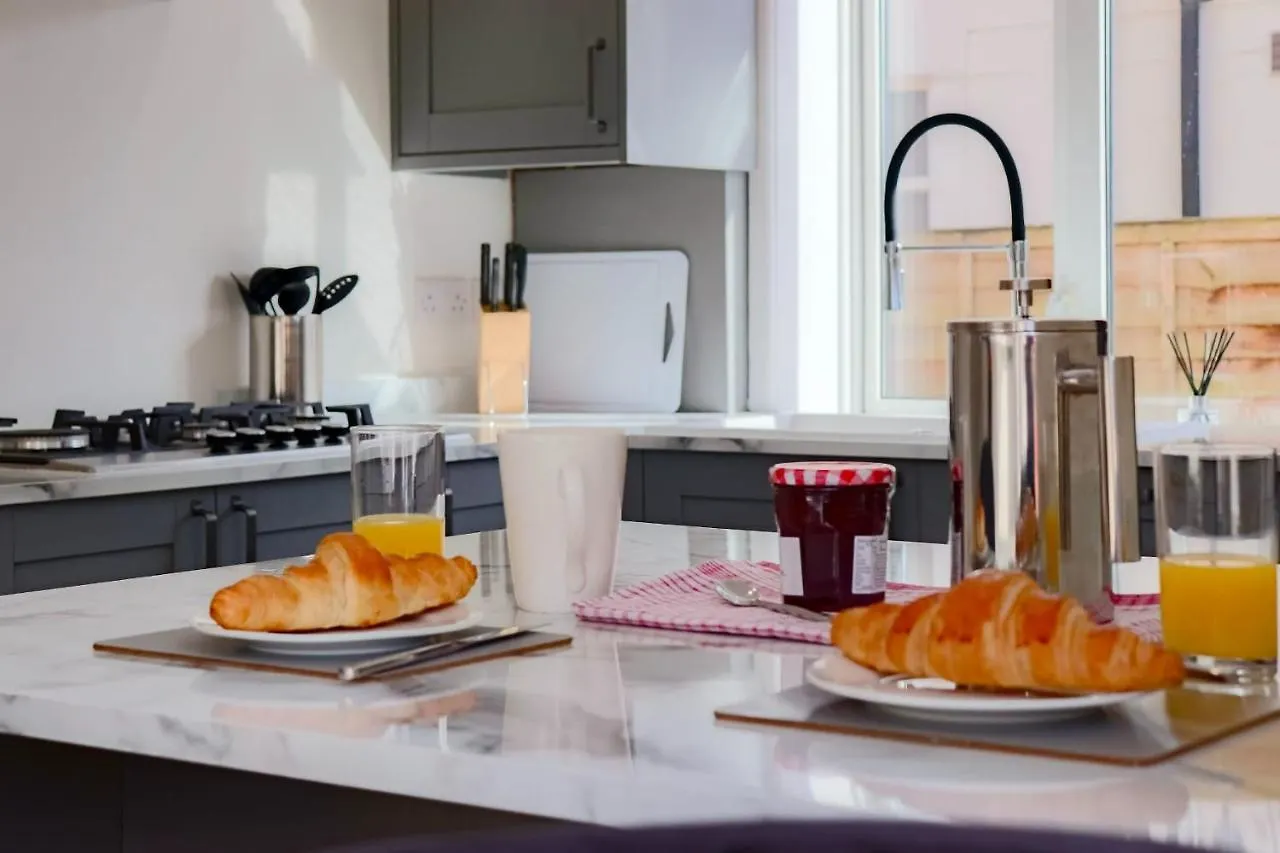 Hébergement de vacances Causey Lodge Superb Comfy Home In Exeter By Staystay