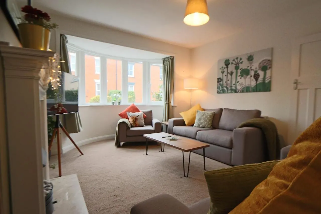 Causey Lodge Superb Comfy Home In Exeter By Staystay Hébergement de vacances